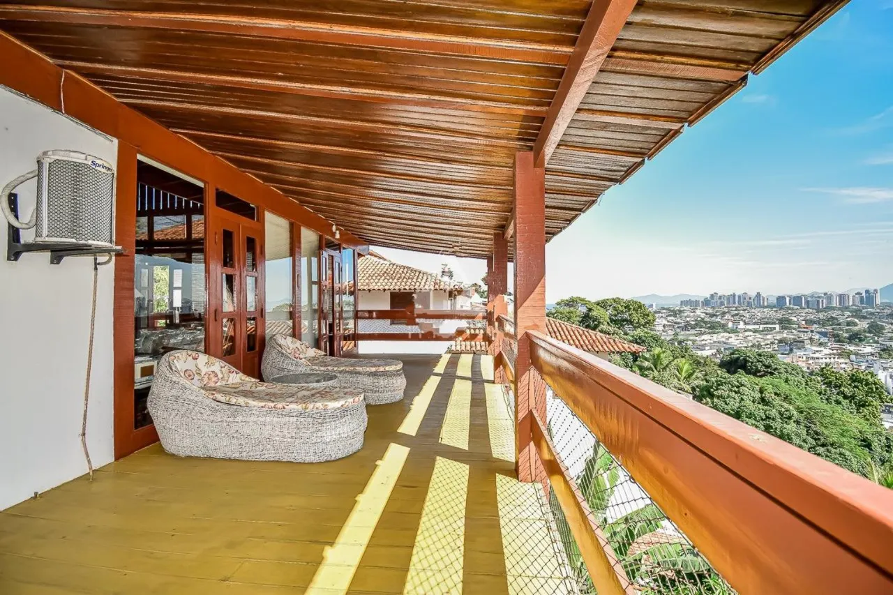 Casa no Joá, Joatinga, 1110 m2 de terreno. Oportunidade