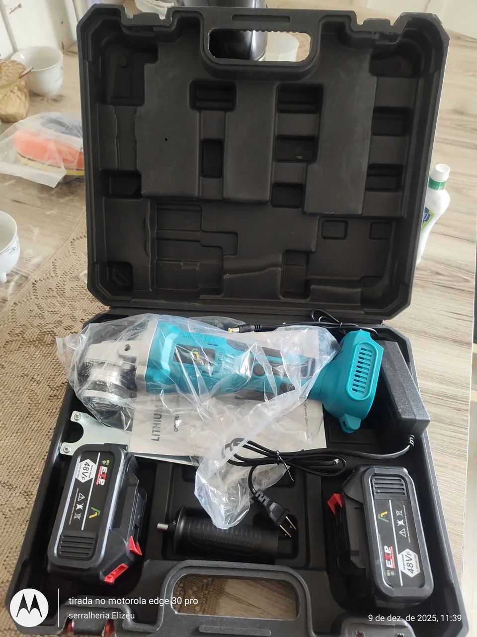 Esmerilhadeira profissional a bateria 64706781986307120