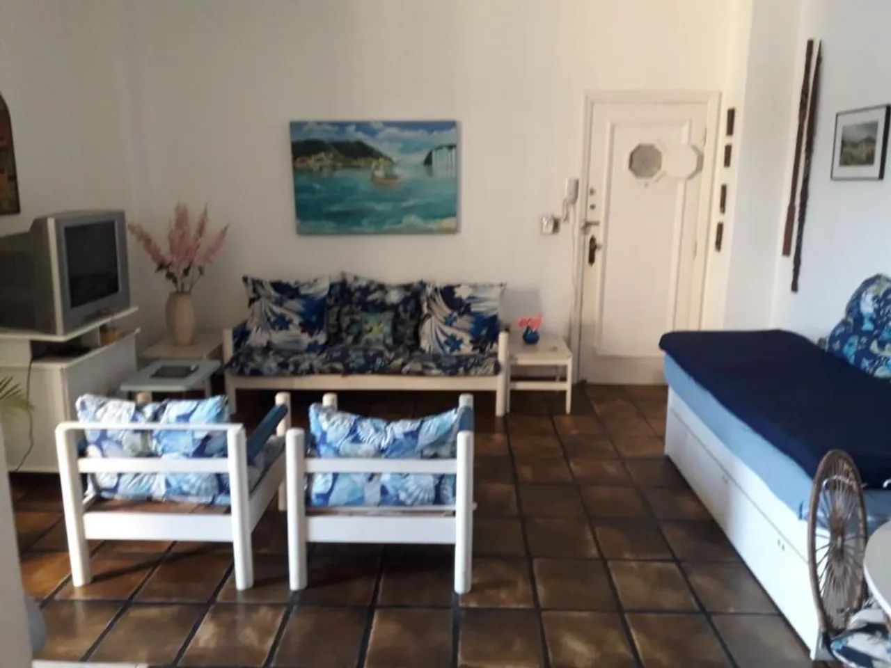 Magnífico apartamento em prédio na areia com saída para o mar - Foto 4