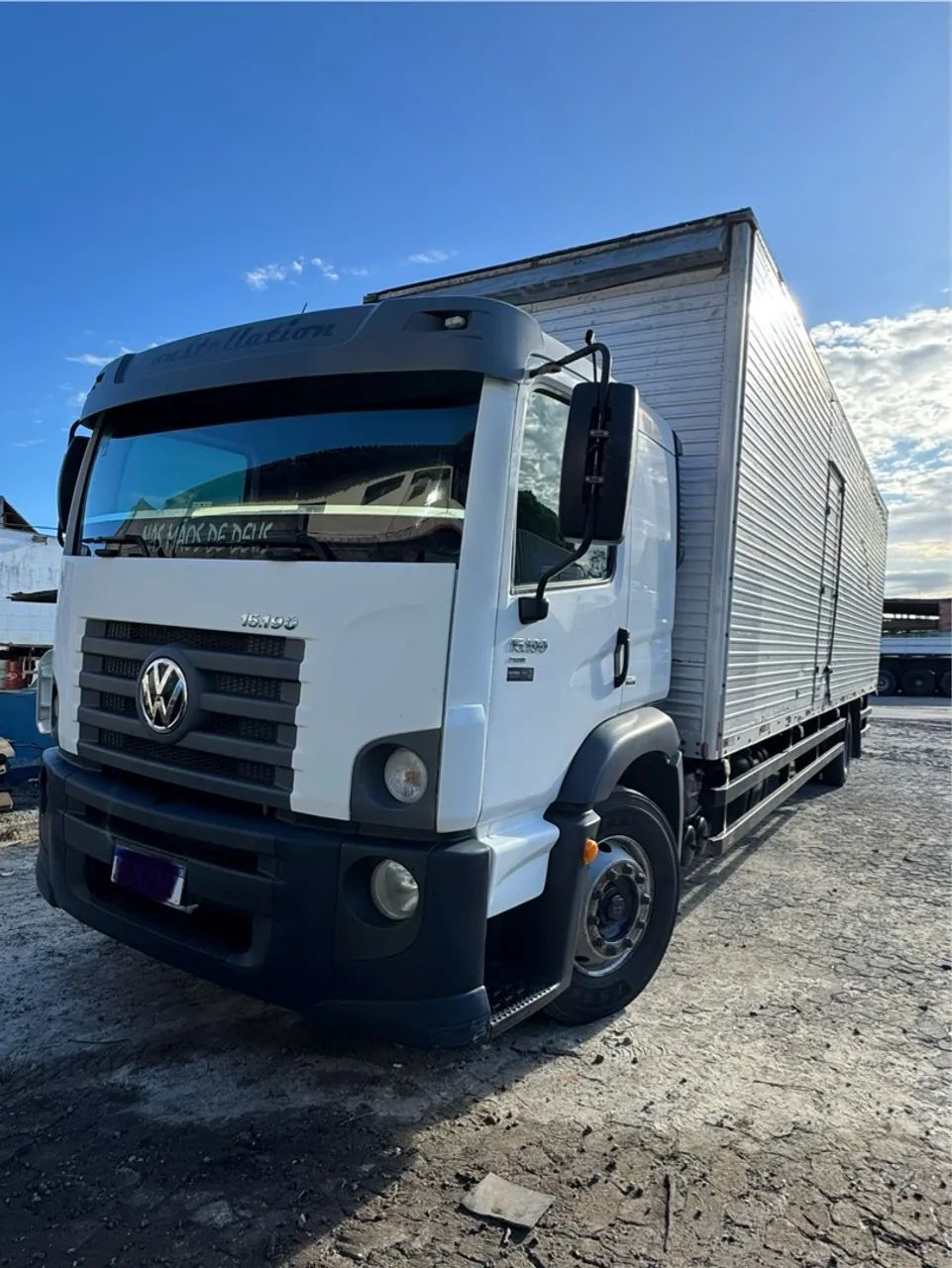 Caminhão Volkswagen Constellation 15.190E