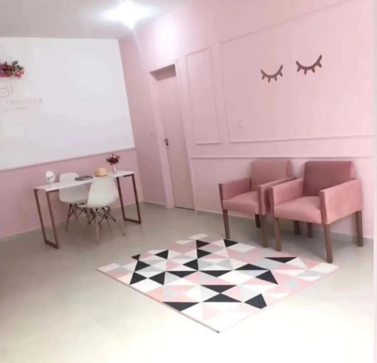 Poltrona em Tecido suede  - Foto 3