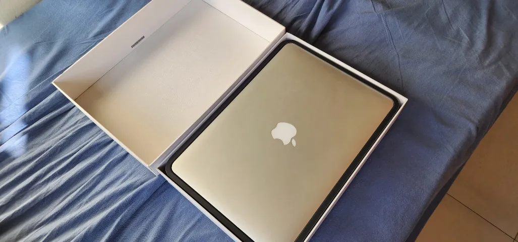 Macbook Pro Retina 2015 i5 15