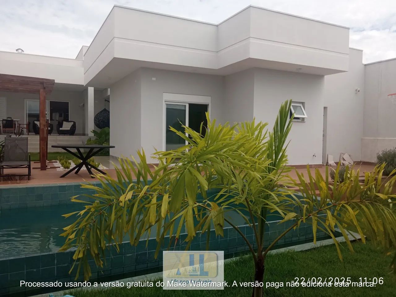 Bela casa  com 3 suítes no centro de Mandaguaçu PR 