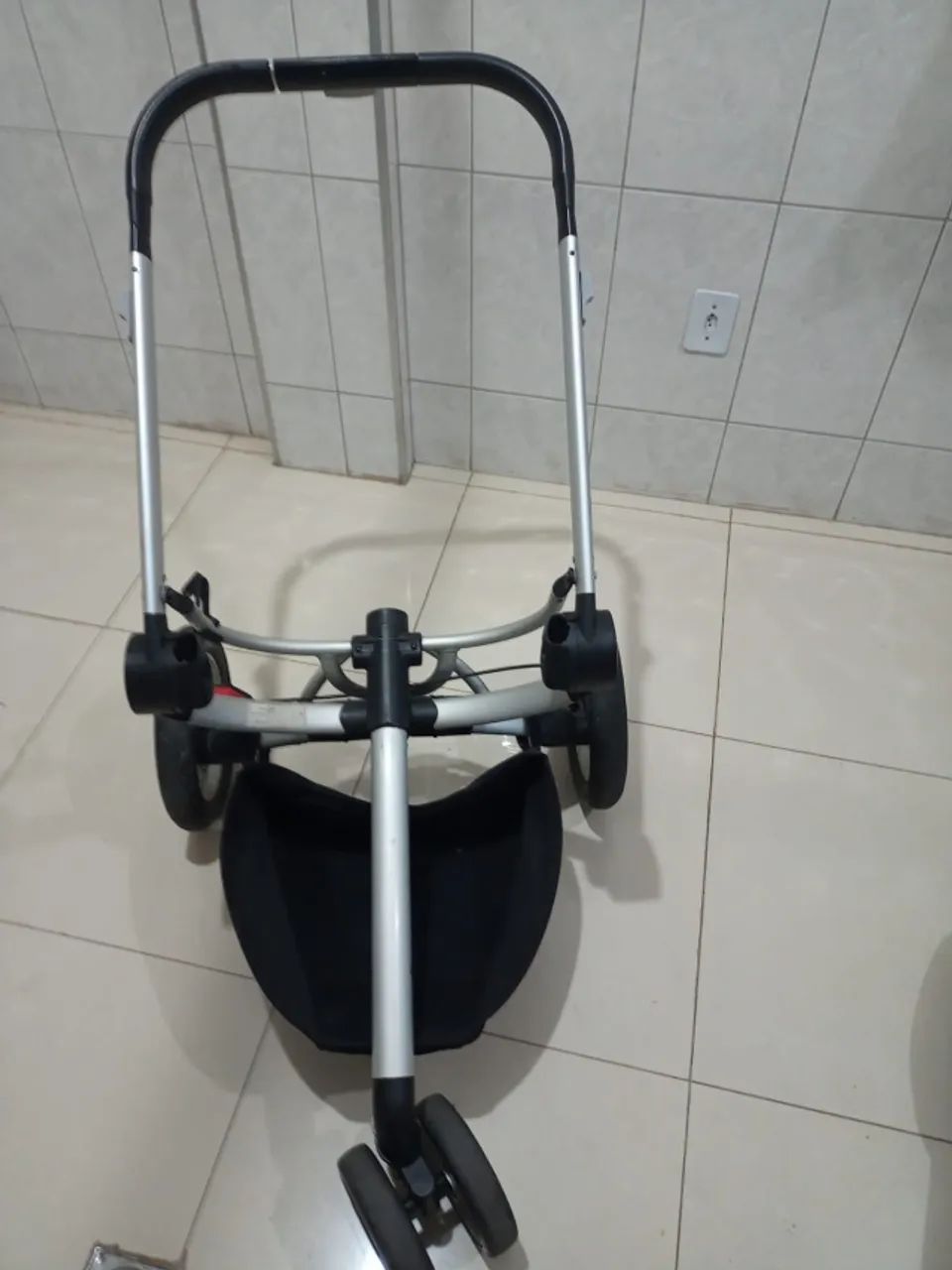 Carrinho de bebê reversível Quinny Buzz - Foto 4