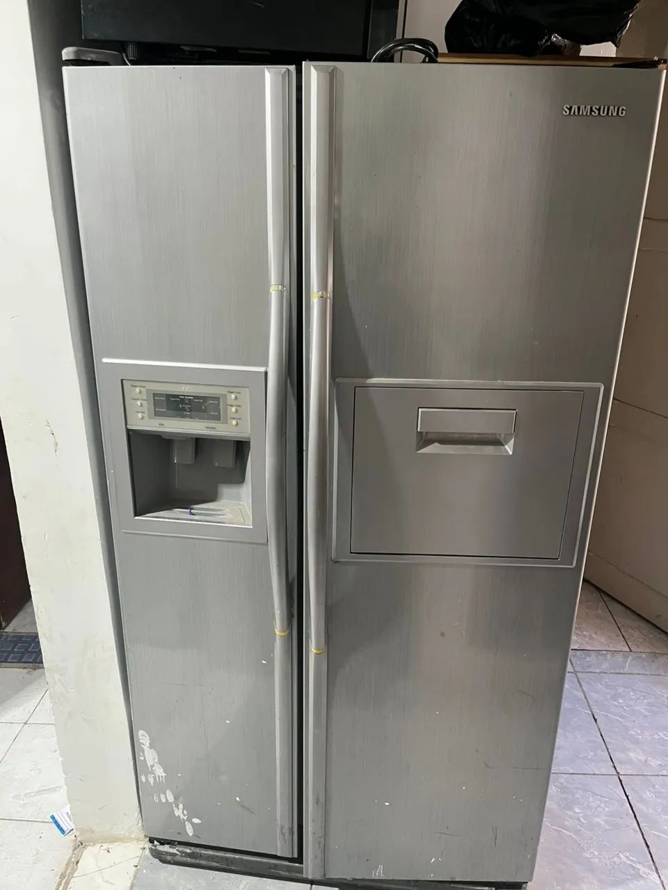 Geladeira sansung side-by-side 220 V (com defeito)
