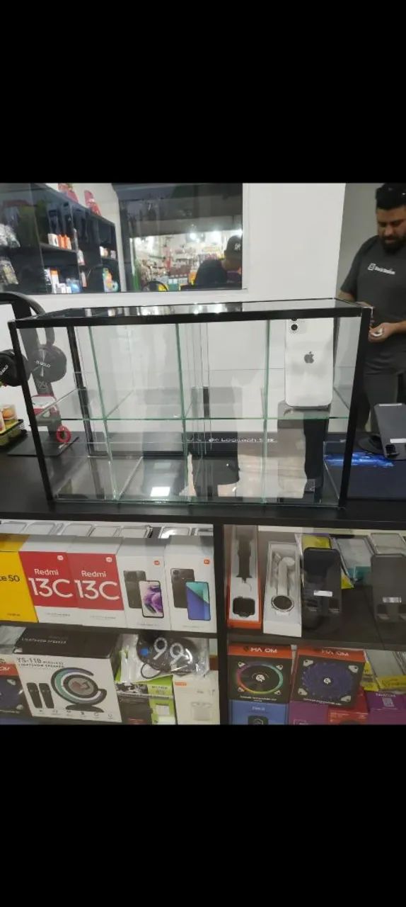 Expositor de Vidro para Lojas e Comércios - Foto 2
