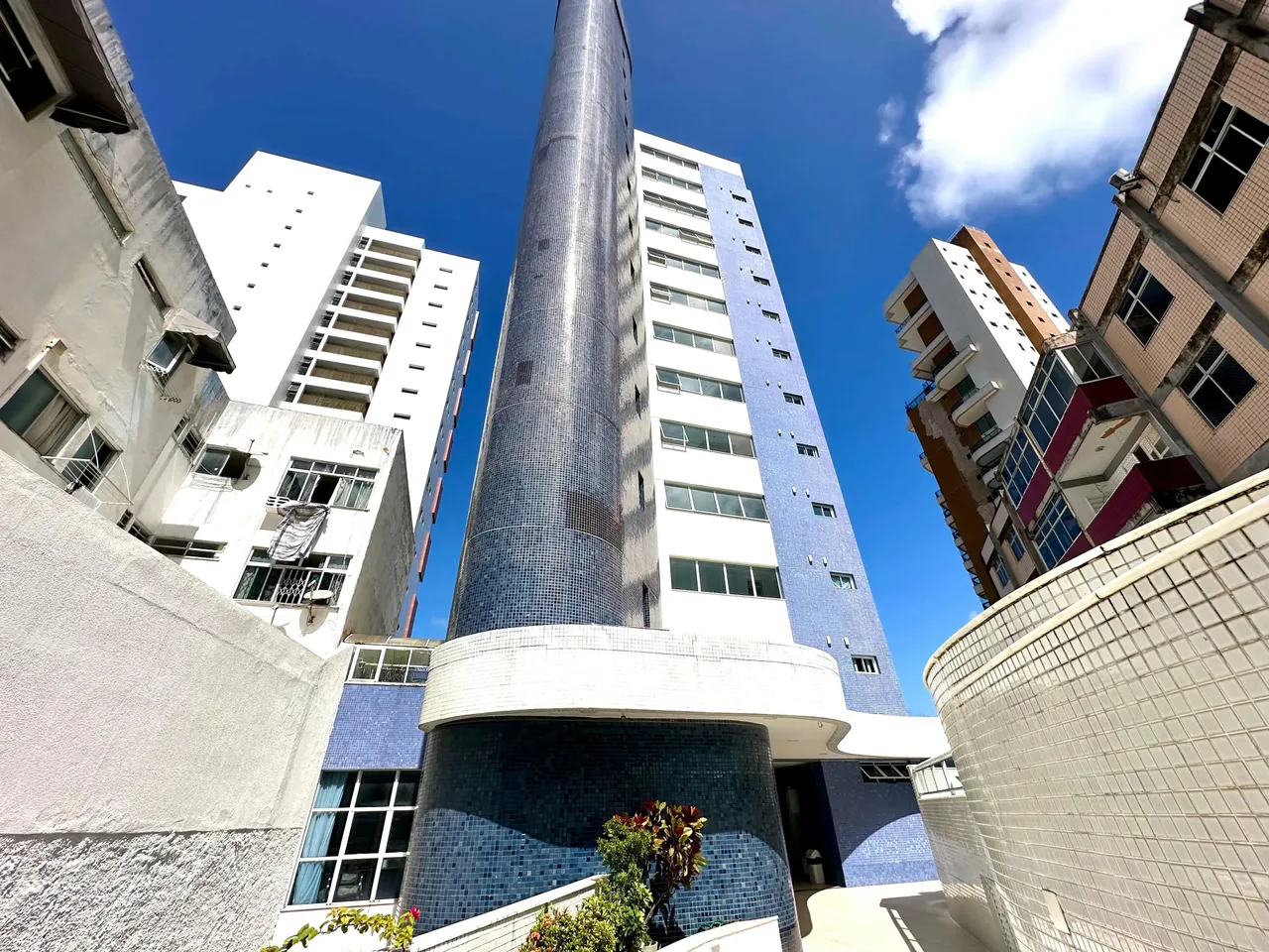 Apartamento 1 Quarto com Vista Mar Completa e Varanda Espetacular Exclusividade e Confort
