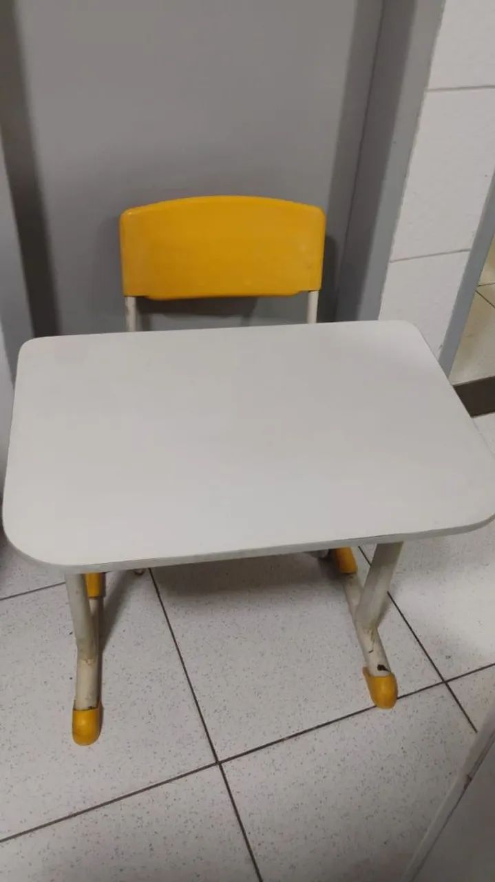 Conjunto Mesa Infantil com Cadeira Amarelo64573993736193120