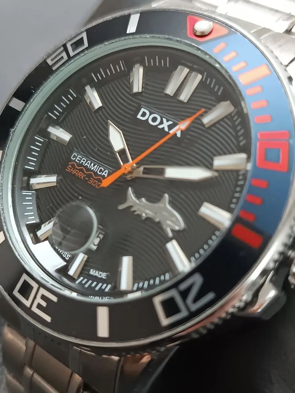 Relógio Doxa  Shark 300 Ceramic 