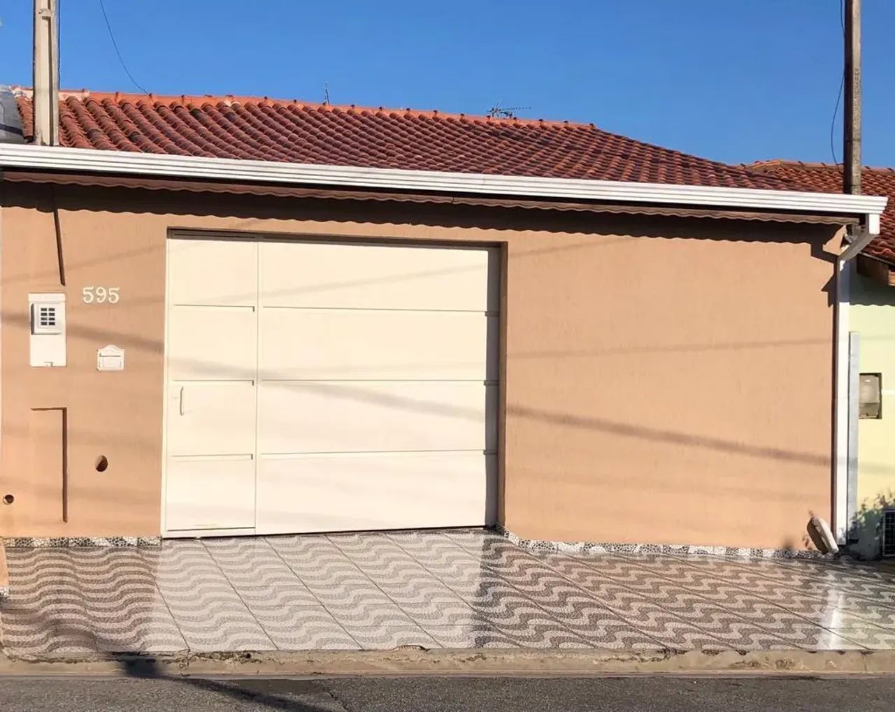 Casa para Venda em Sorocaba, Jardim Santa Bárbara, 2 dormitórios, 1 banheiro, 2 vagas