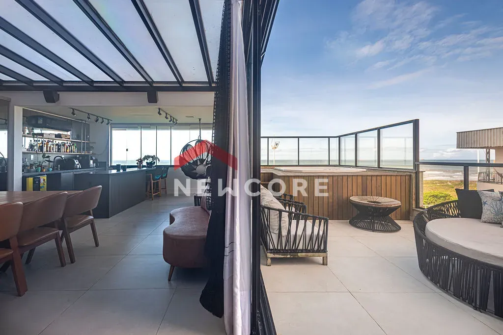 Apartamento em Avenida Prefeito Cirino Adolfo Cabral - Centro - Navegantes/SC