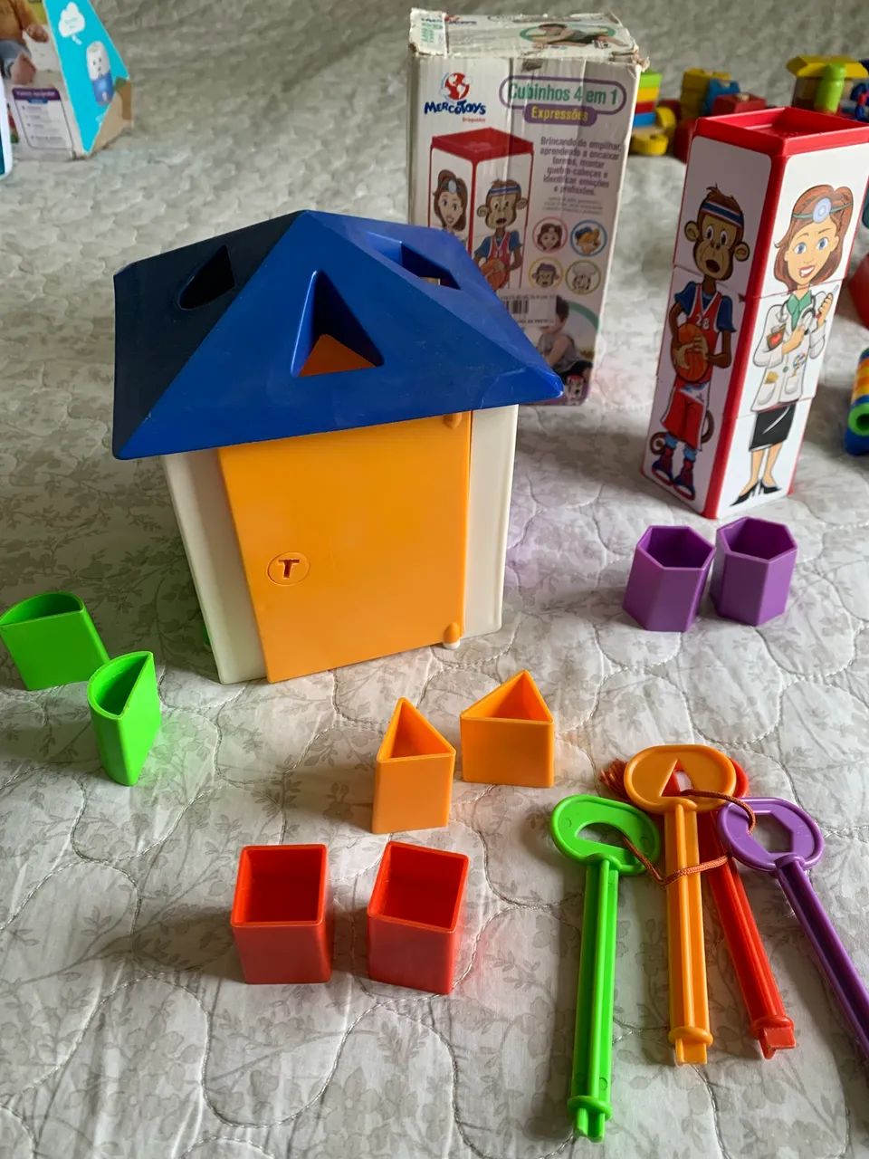 Casa de Chaves estrela - brinquedo + encaixe profissões  - Foto 3