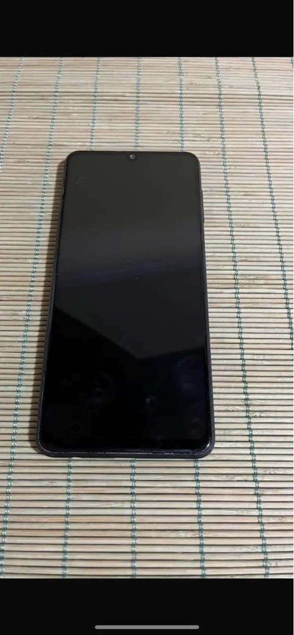 Celular Galaxy M32 - Bom estado
