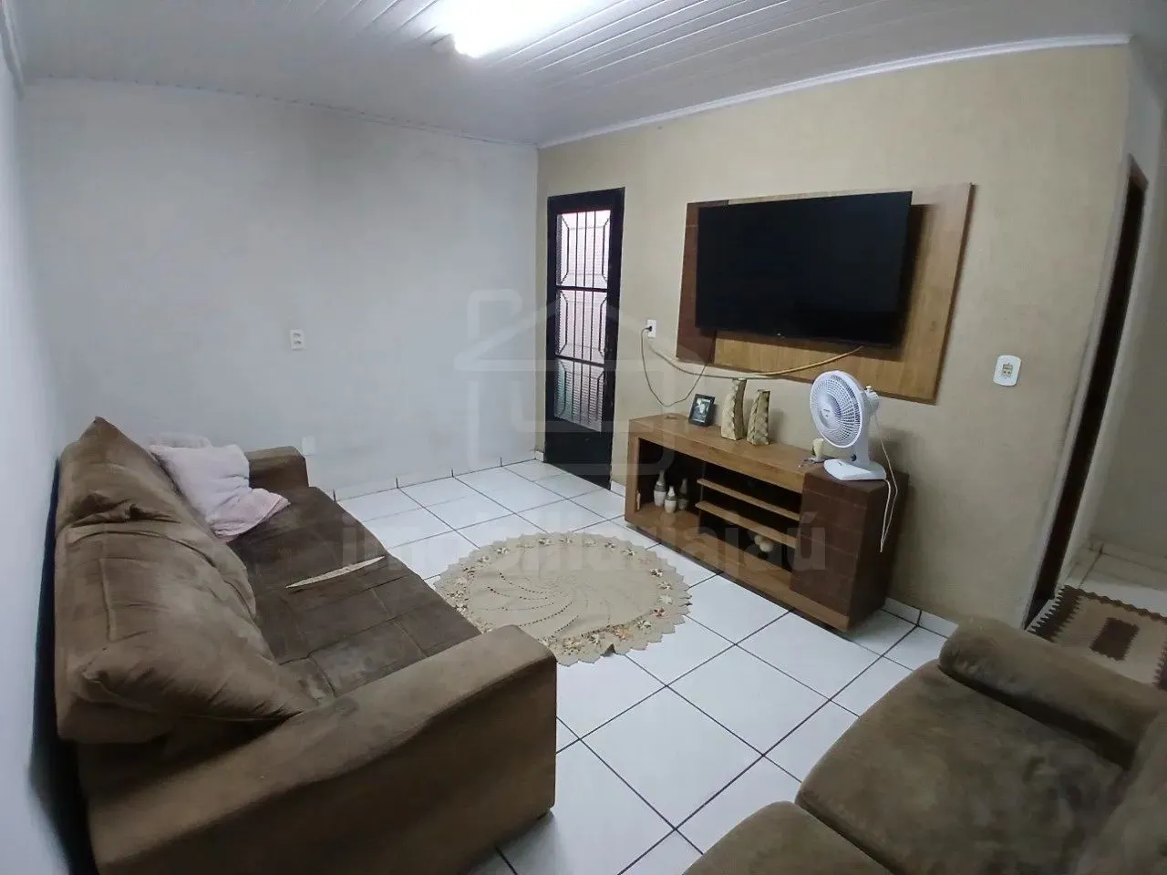 Casa à venda no Jardim São Crispim com 2 quartos