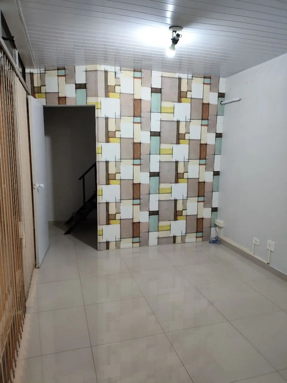 ALUGO SALA COMERCIAL CENTRO EM CASCAVEL PR - Foto 2