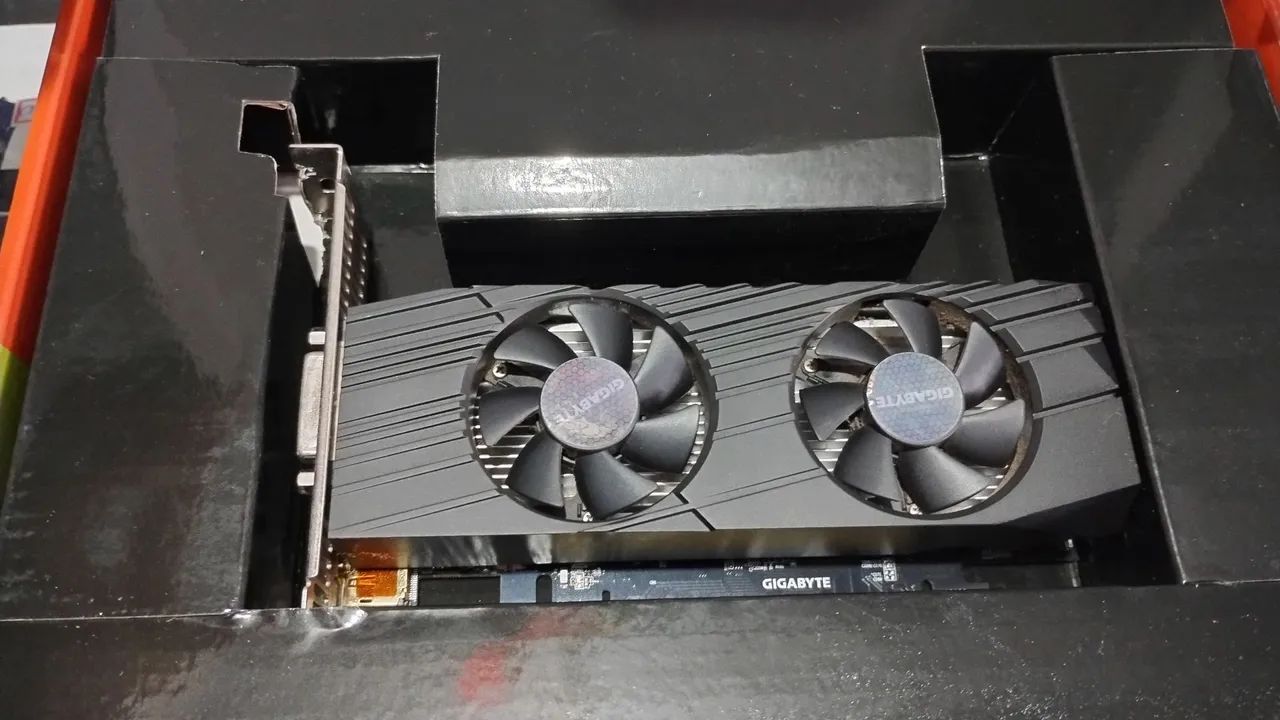 Placa de video 1650 de 4g - Foto 3