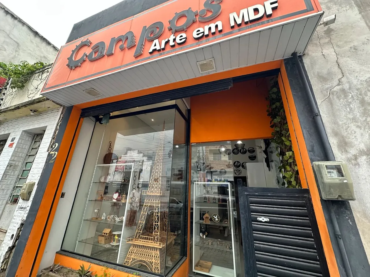 Ponto comercial com estrutura completa ao lado da feira de Caruaru
