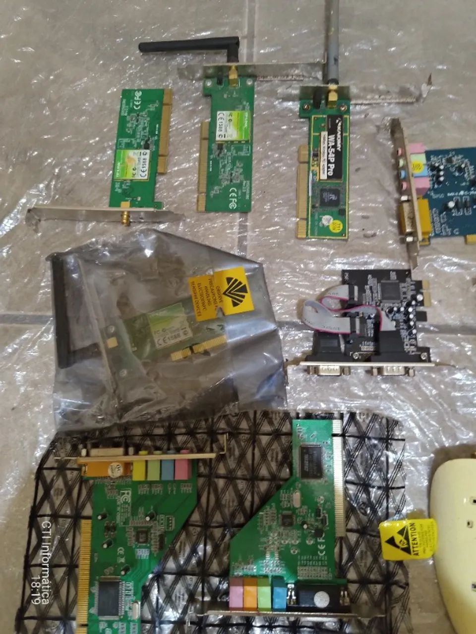 Lot of Various Computer Items (Routers Modem Sound Cards Print Server)64317905636354122