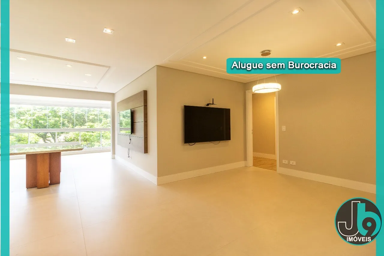Apartamento para Alugar no Água Verde com 4 quartos, 2 suítes, cozinha completa e 3 vagas