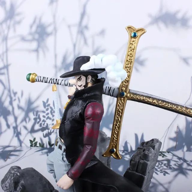 Action Figure Mihawk - Boneco do Espadachim de One Piece - Dracula - Olhos de Gavião - Foto 5