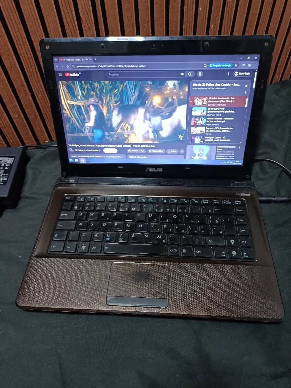 Notebook i5 , 500 GB , 4 ram , Win 10 , bem rápido 