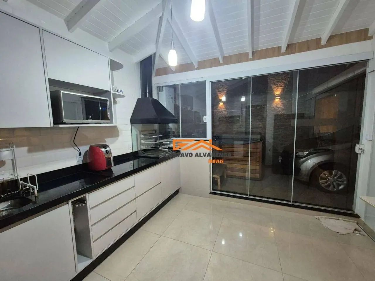 Casa com 3 dormitórios à venda, 95 m² por R$ 950.000 - Parque Rural Fazenda Santa Cândida 
