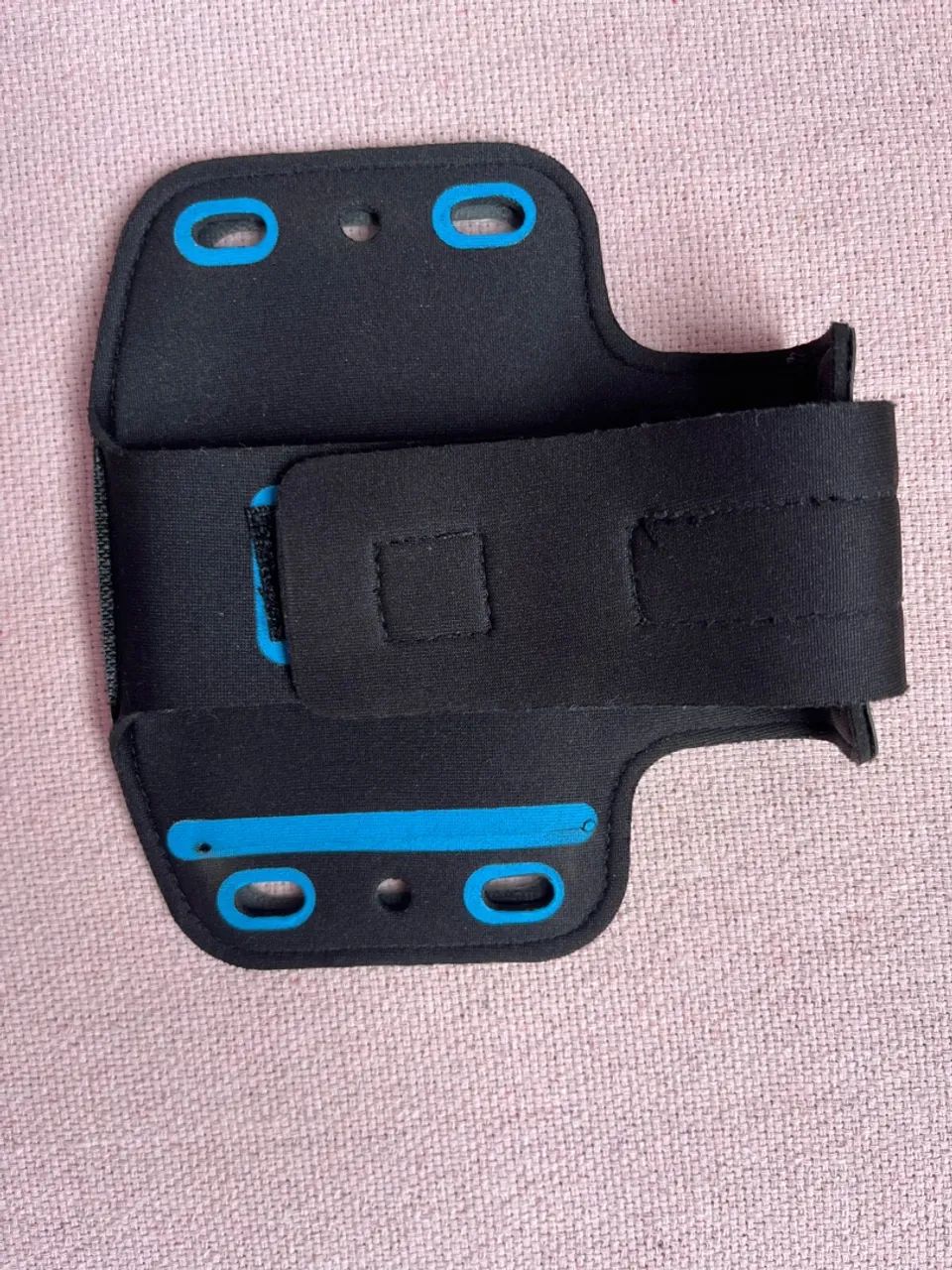 Suporte de Celular para Braço - Ideal para Esportes - Foto 2
