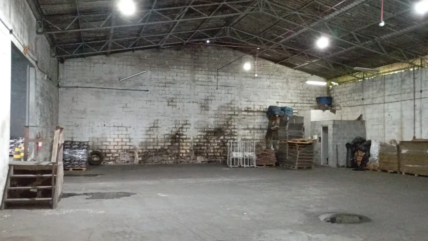 Galpão em Santo Amaro da Imperatriz - Beira da BR 282 - 510m²