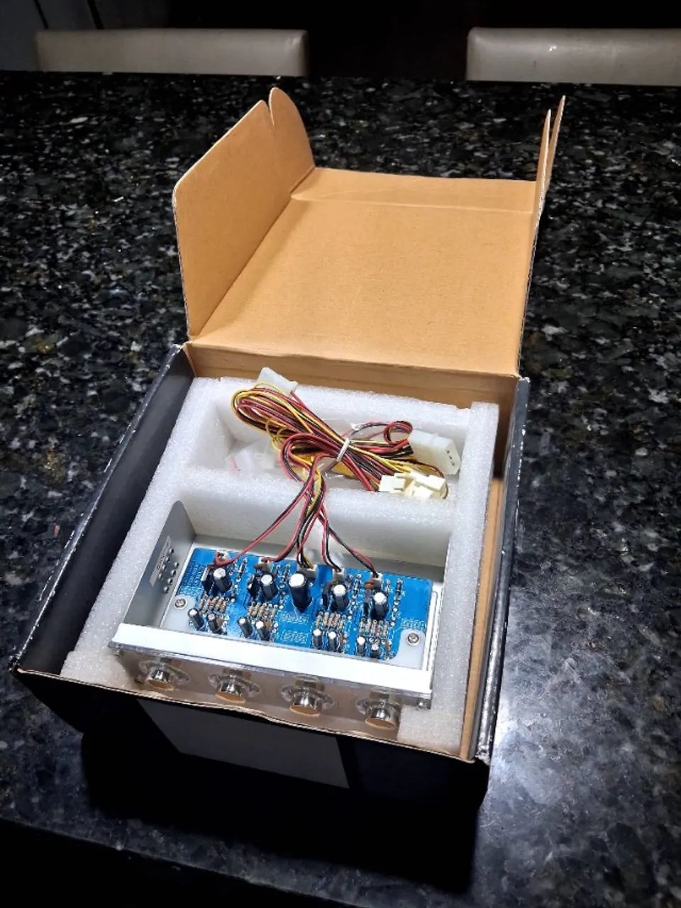 Controladora de velocidade para até 6 coolers de PC - Foto 4