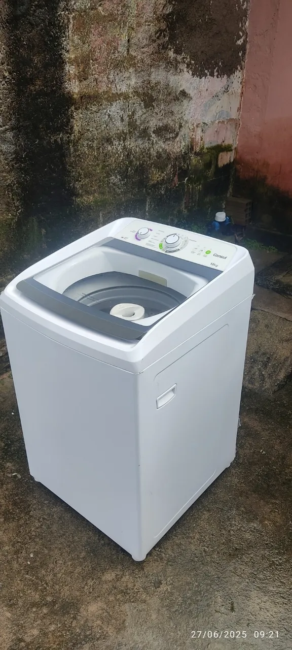 Máquina Consul 12kg seminova