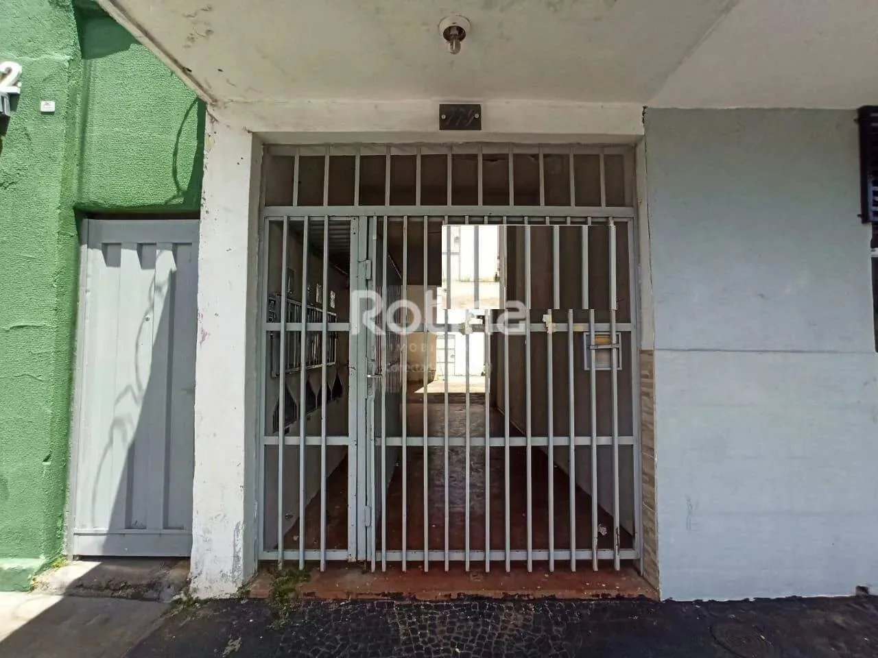 Casa para alugar, 2 quartos, Martins - Uberlândia/MG - Rotina Imobiliária