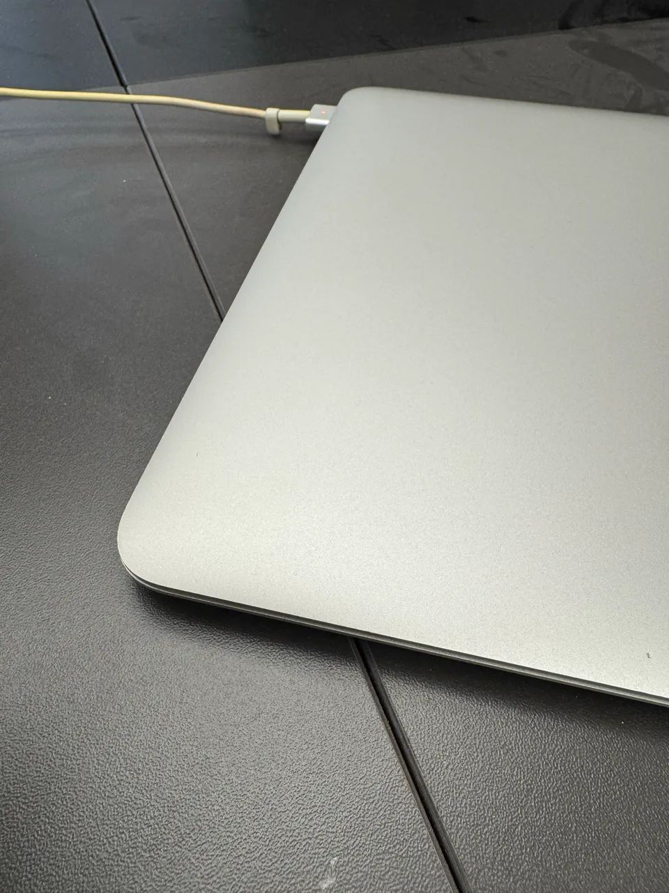 MacBook Air 2017 - 512 GB ? 8 GB RAM ? Bateria nova (44 ciclos