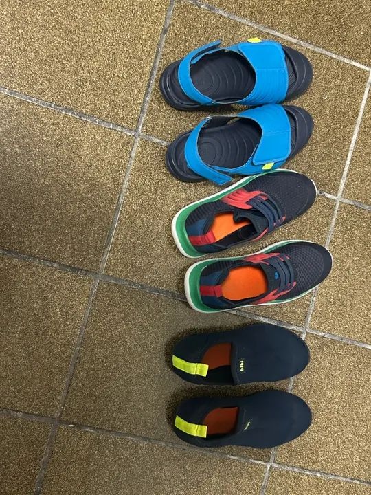 Três pares de sapatos bibi tamanho 32 - Foto 3