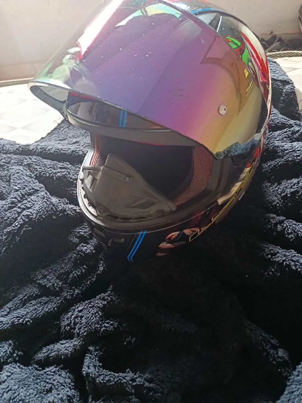 Vende se um LS2 mais informações whatsapp 