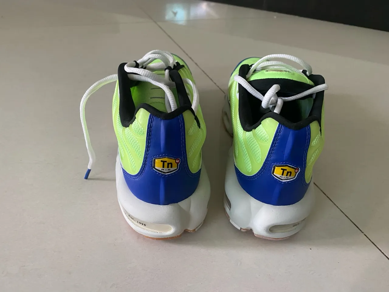 Preço a negociar Nike Air Max TN - Neon/Azul - Original
