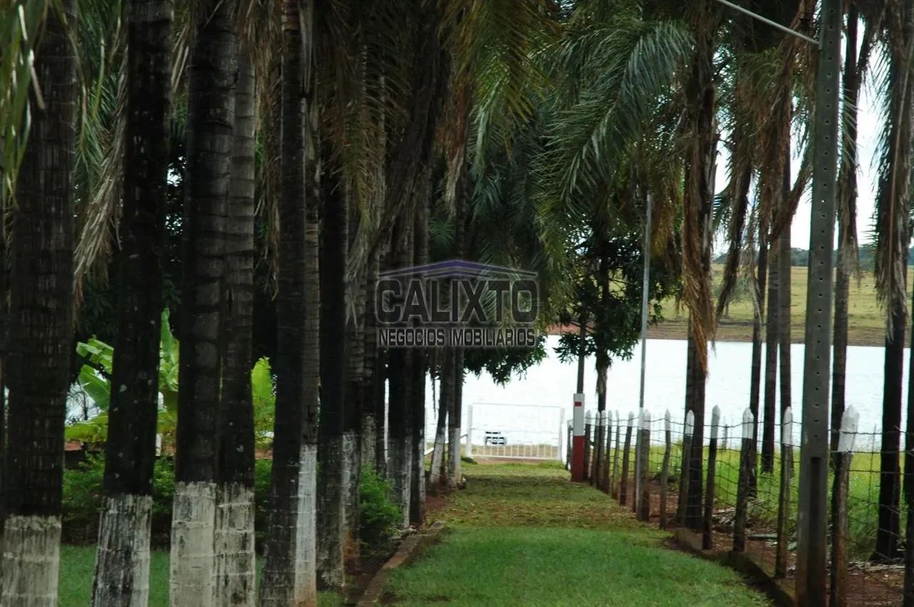 CHACARA A VENDA BEIRA DA REPRESA - Foto 2