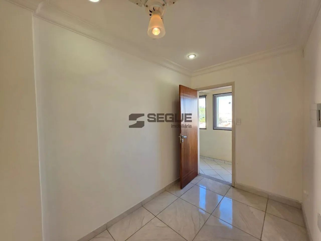Sala para alugar em Vila Velha, Centro de Vila Velha, com 30 m², Champagnat Center - Foto 2