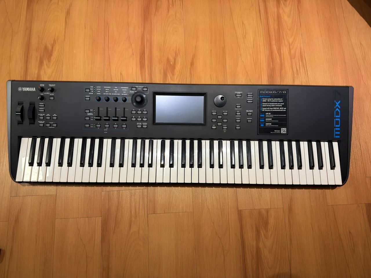 Teclado Yamaha MODX7