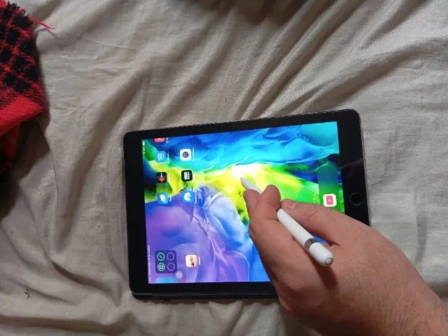 Ipad Pro 9 Geração + Apple Pencil - Foto 5