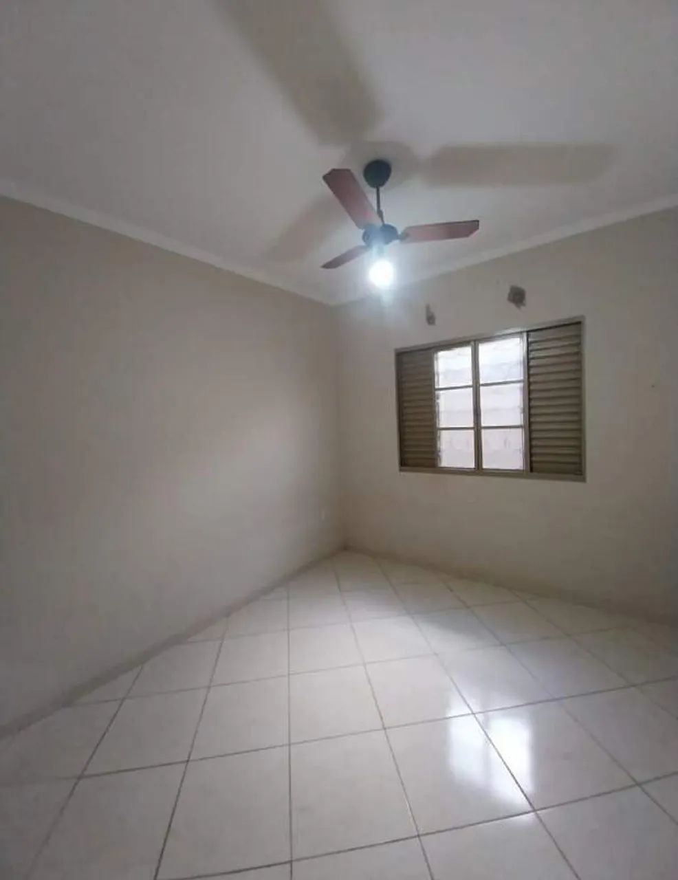 Casa Térrea com 2 Quartos e 1 suíte - Bairro Jd Leblon - Foto 5