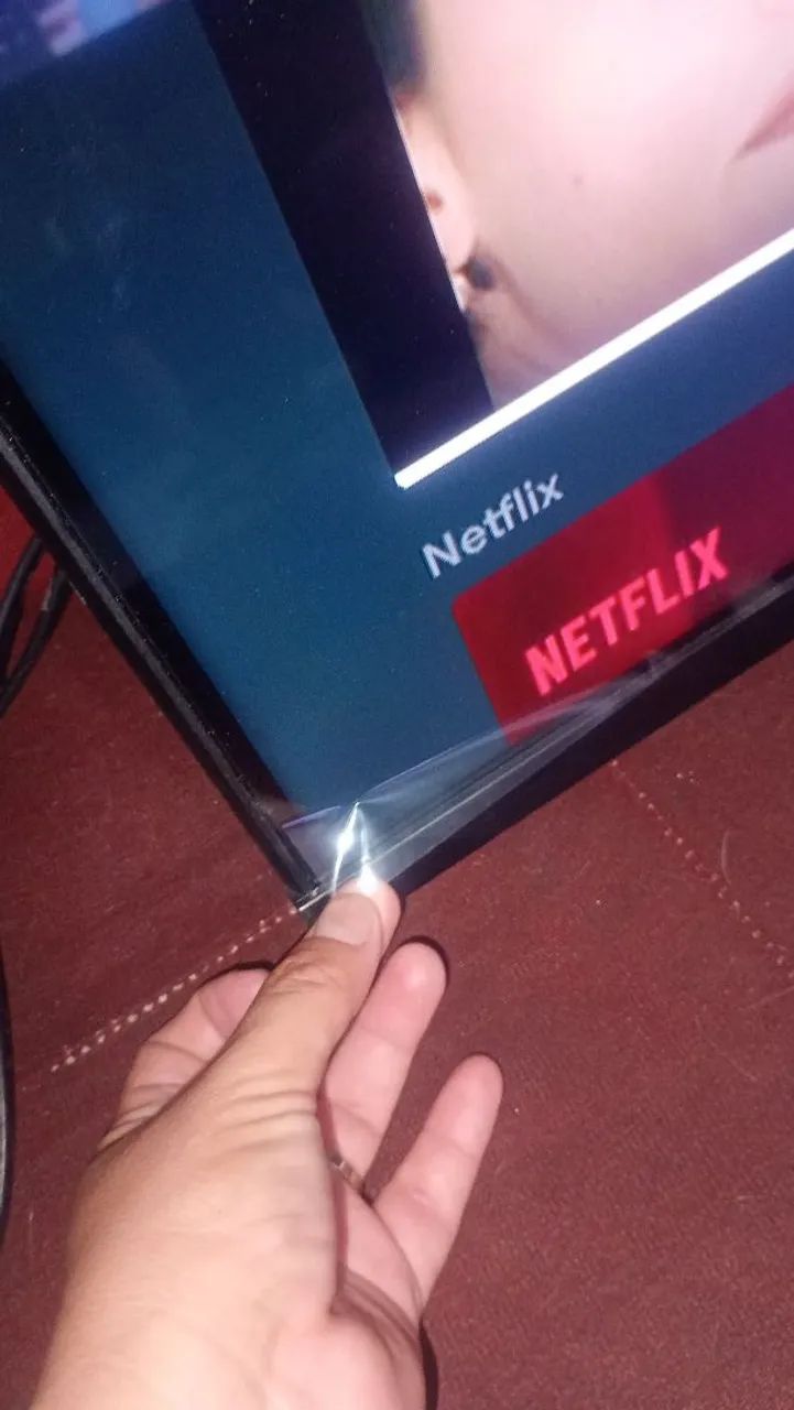 TCL Android 40 com nota fiscal e controle  - Foto 3