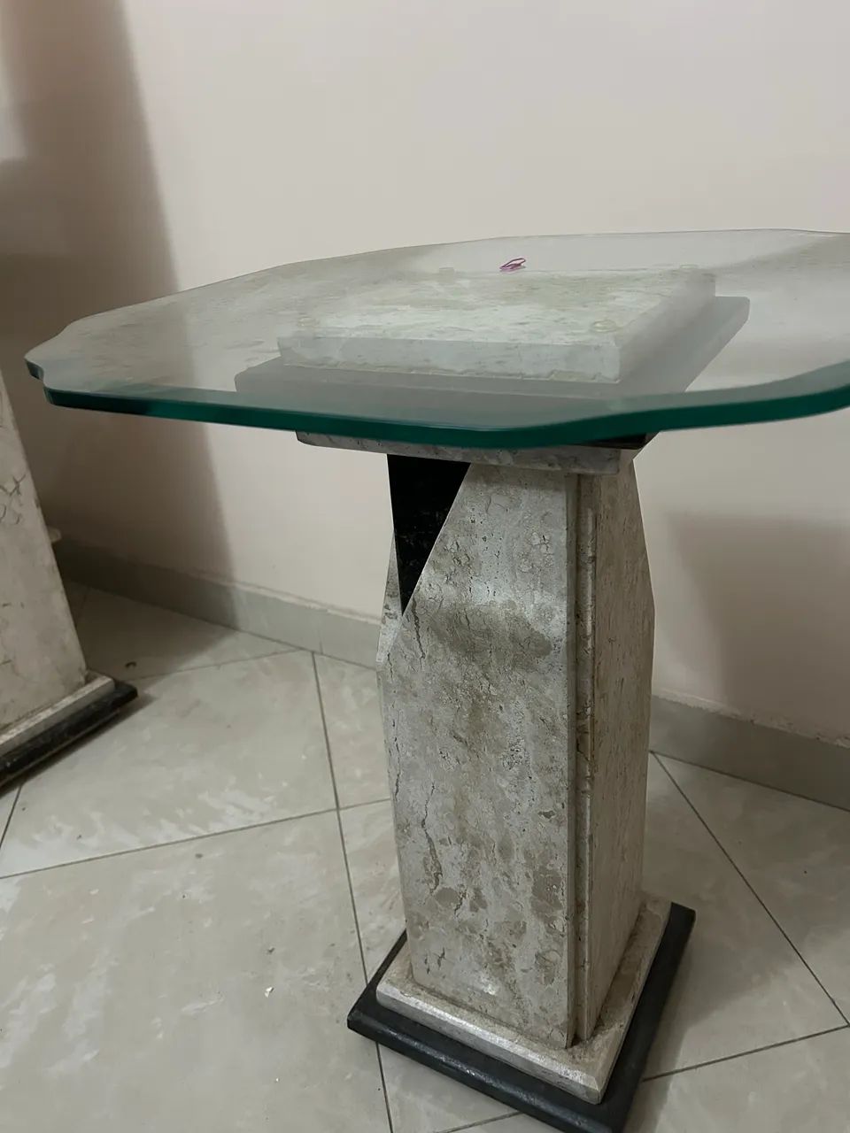Mesa de canto em mármore Carrara - Foto 4