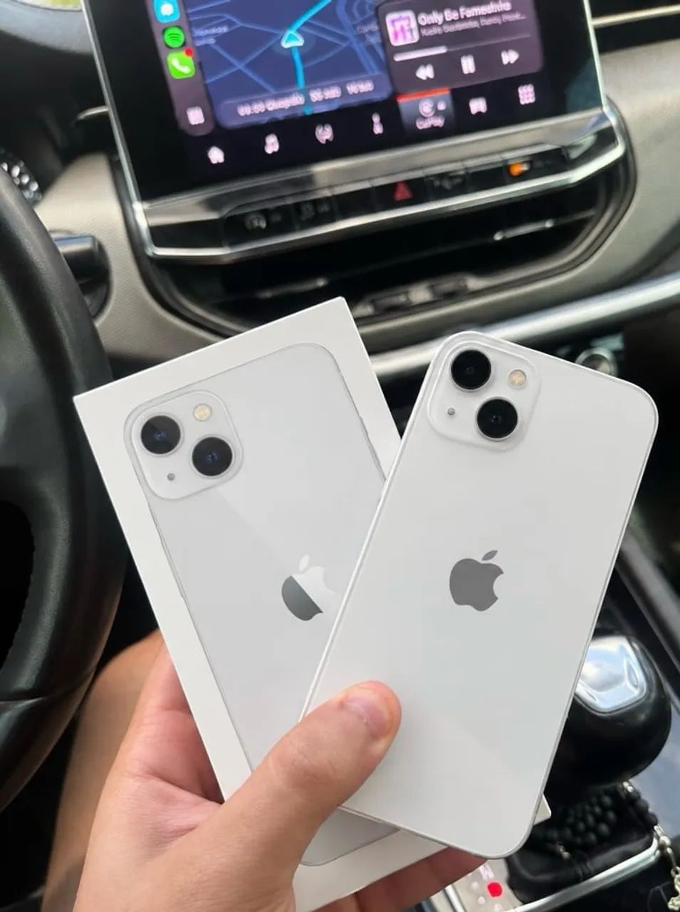 iPhone 13 
