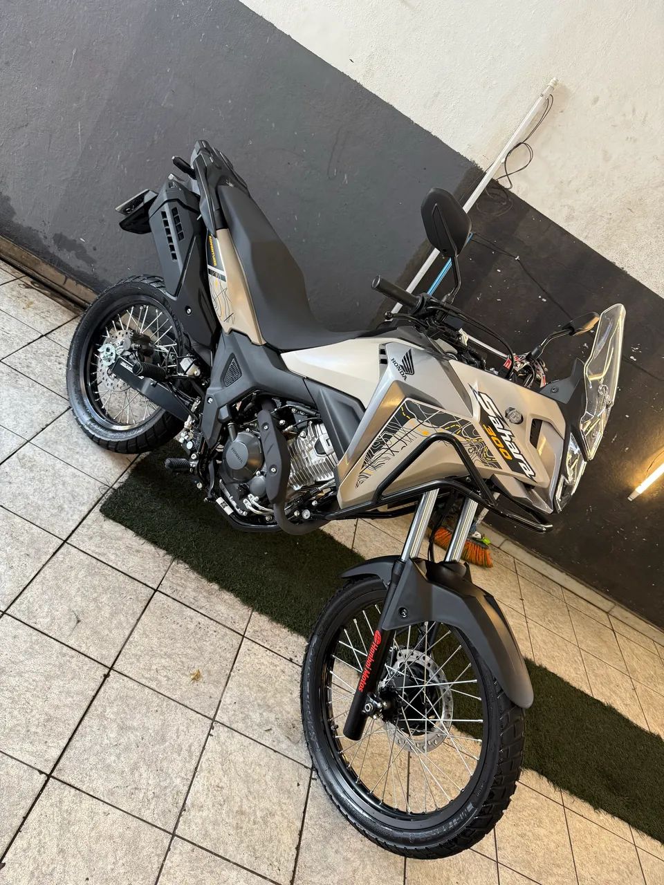 Sahara 300
