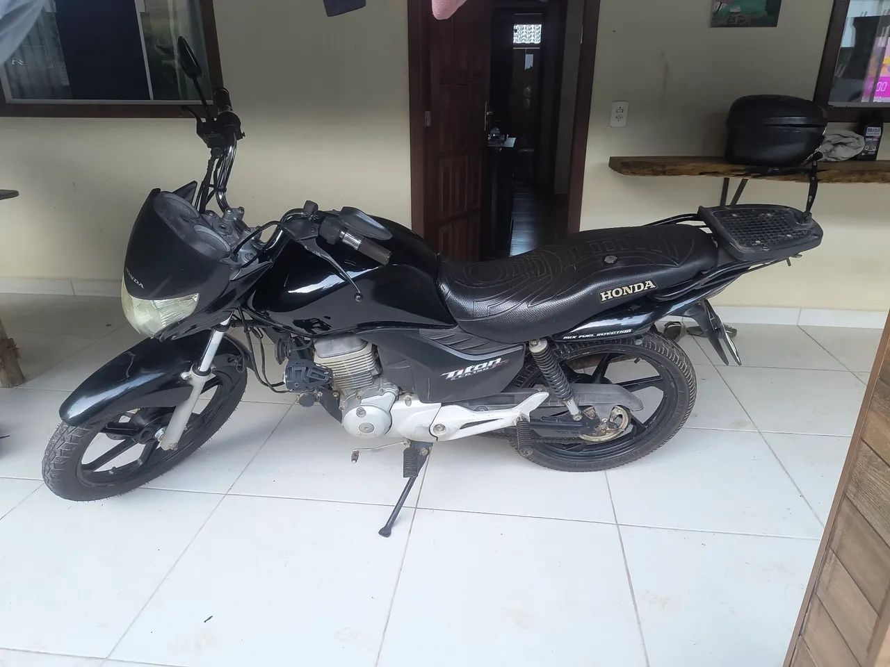 Titan completa - Foto 2