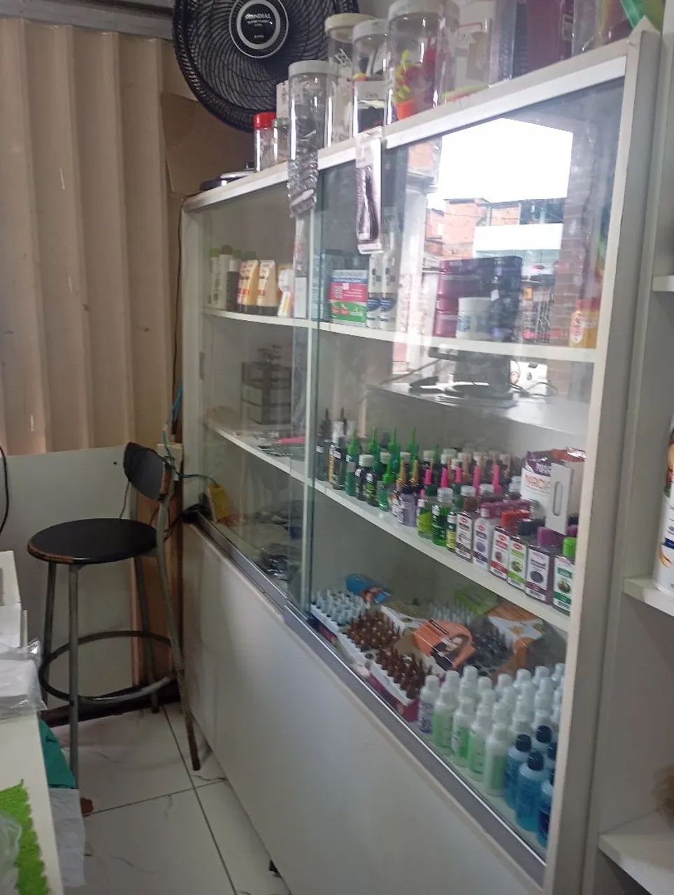 Vendo prateleiras para cosméticos  - Foto 4