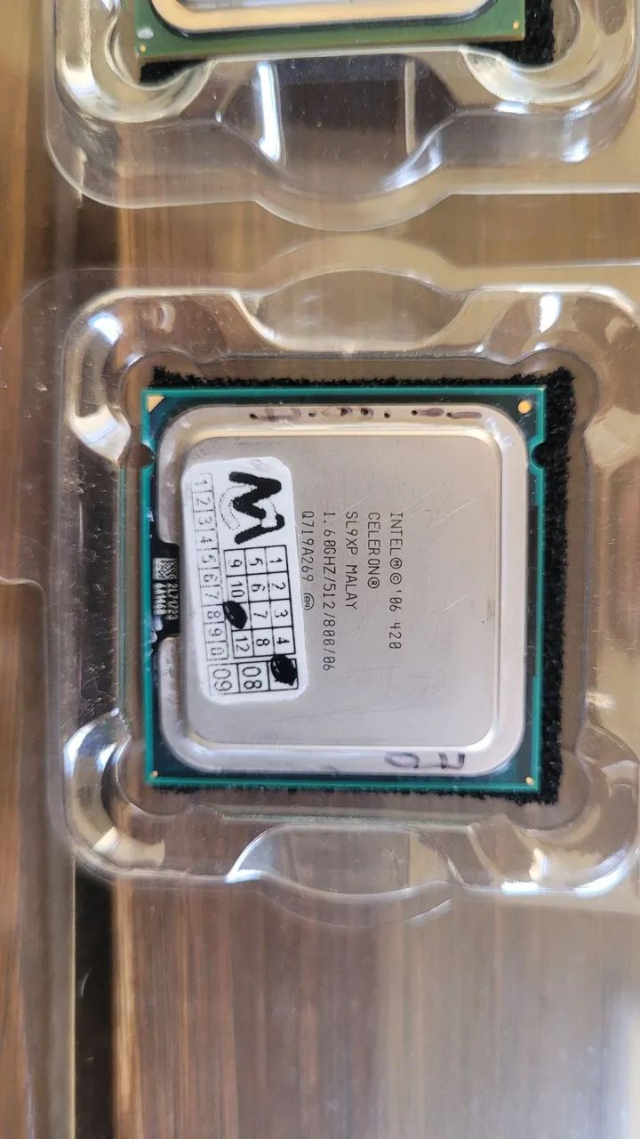 Processador Celeron 420 1.60Ghz + Cooler - Foto 4