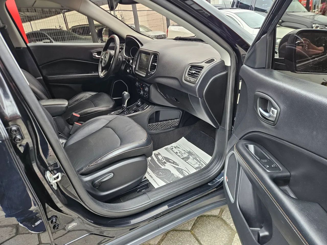 Jeep Compass Longitude 2.0 4X4 Dies. 16V Aut. 2017 - Foto 5