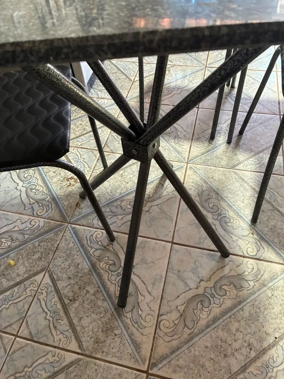 Jogo de mesa de tampa de granito - Foto 3