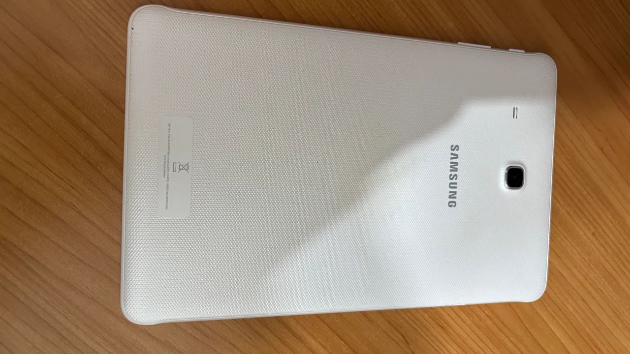 Samsung Galaxy Tab E SM-T560, 8GB - Foto 3